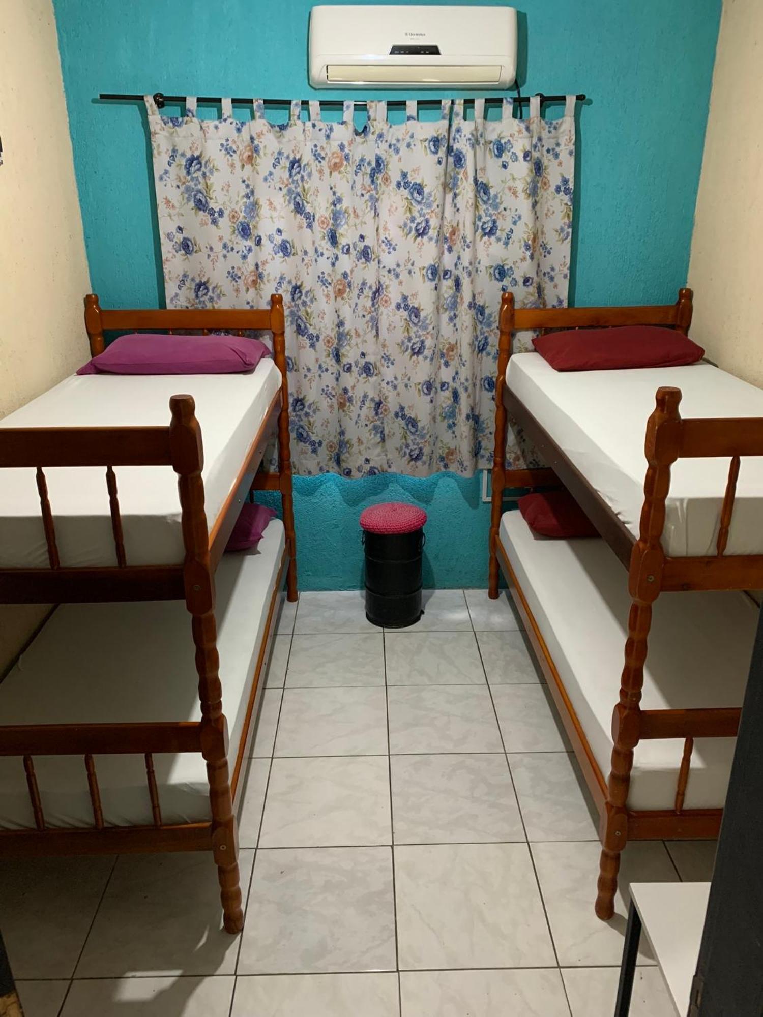 Fica, Vai Ter Bolo Hostel Itajaí Eksteriør billede